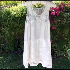 Kimchi Blue Embroidered Ivory Silk Lace Dress